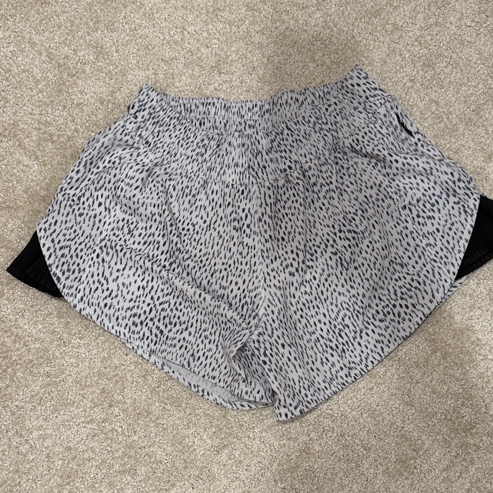 Lululemon Pleated Printed Shorts
